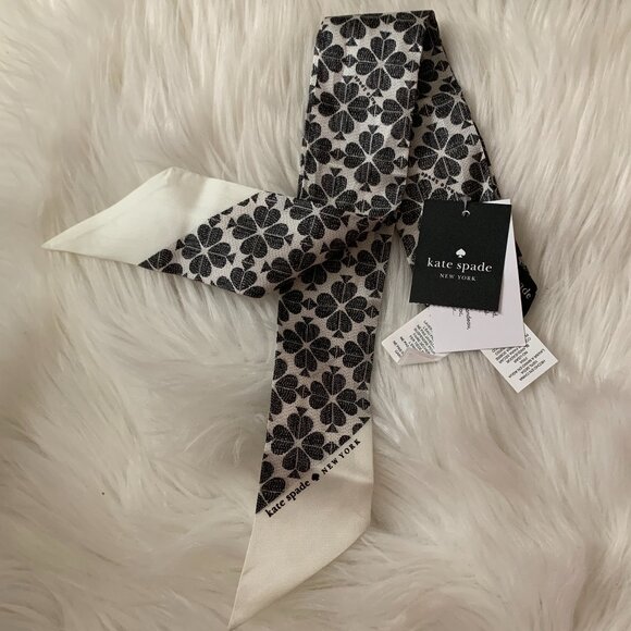 KATE SPADE Textured Spade Flower Skinny Scarf in Black/Cream - Picture 2 of 3